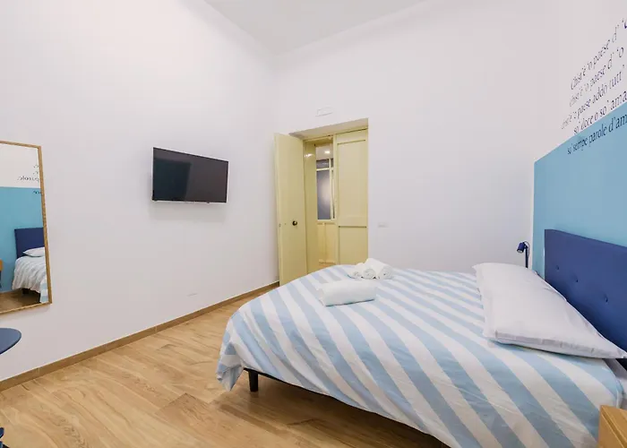 Le Stanze Del Poeta Libero Bovio